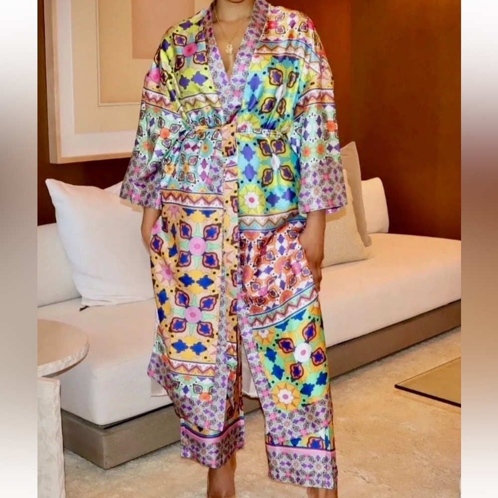 Zara Colorful Geometric Women's Wrap Kimono - Picture 1 of 8